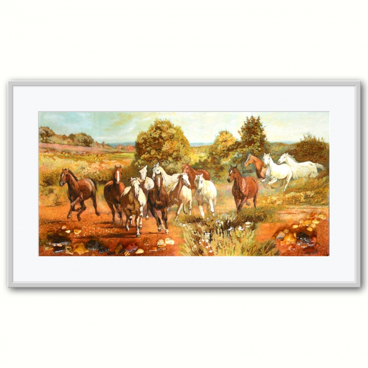 Картина Табун лошадей на свободе из янтаря