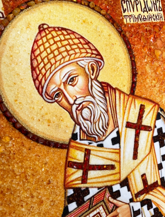 Икона Преподобный Спиридон Чудотворец Тримифунтский из янтаря