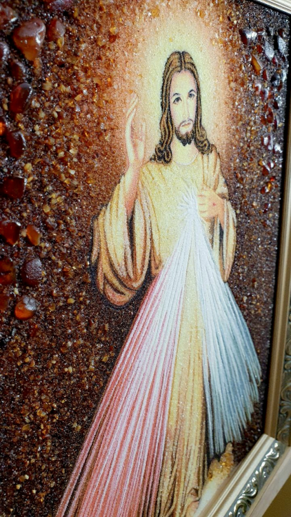 Икона Божие Милосердие из янтаря