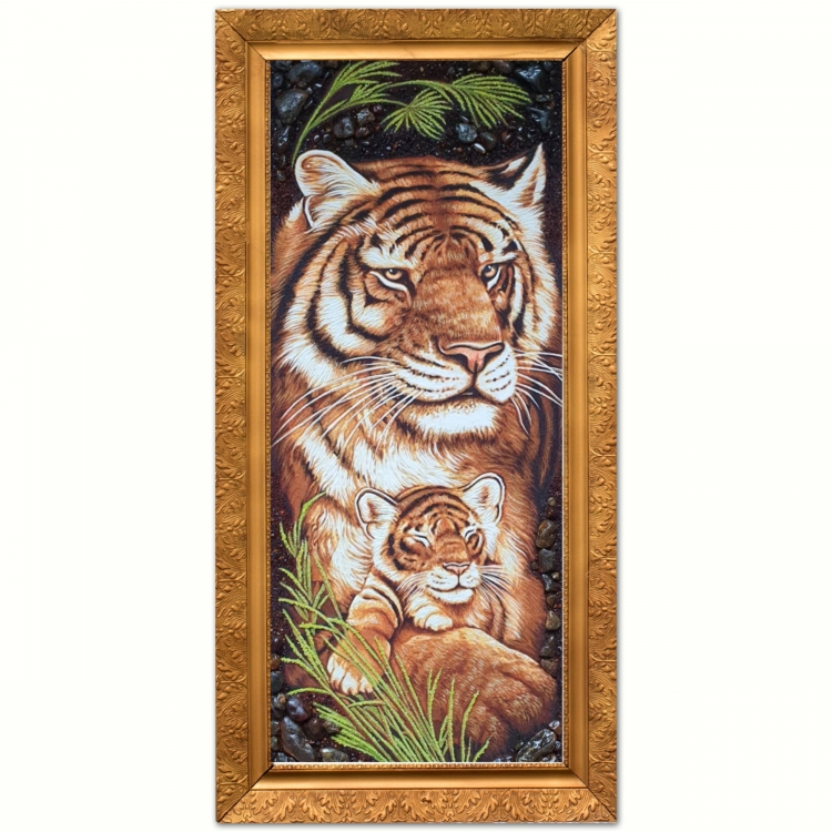 Картина Тигрица с тигренком из янтаря