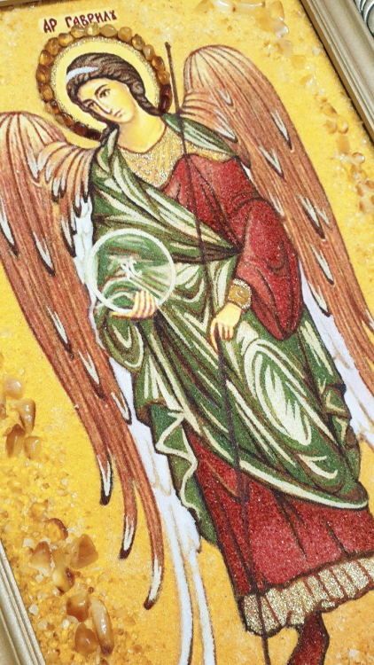 Икона Архангел Гавриил из янтаря