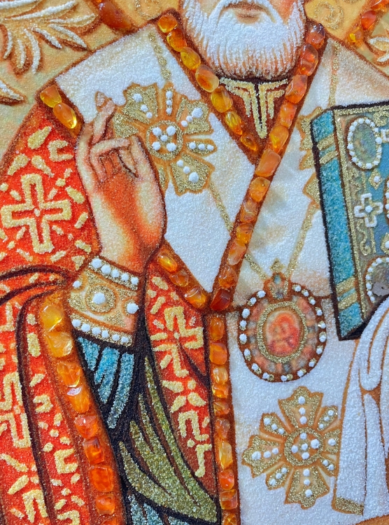 Икона Николай Мир Чудотворец из янтаря