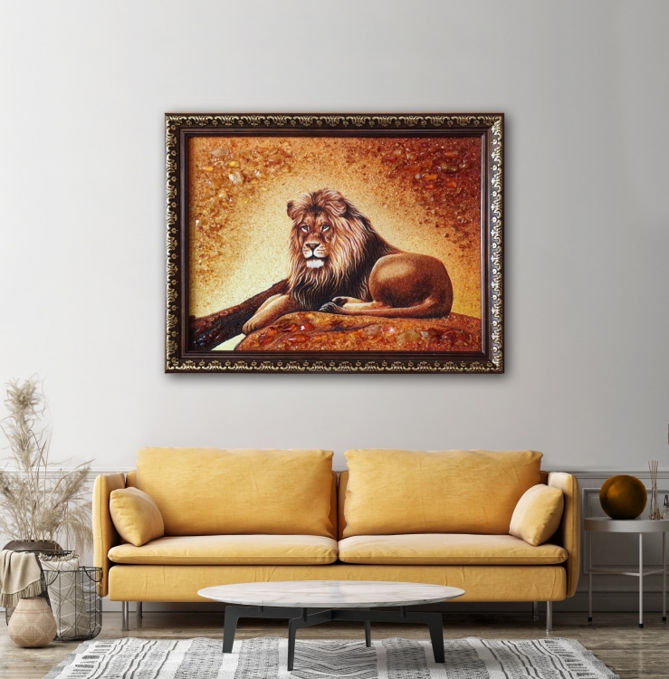 Картина Лев из янтаря