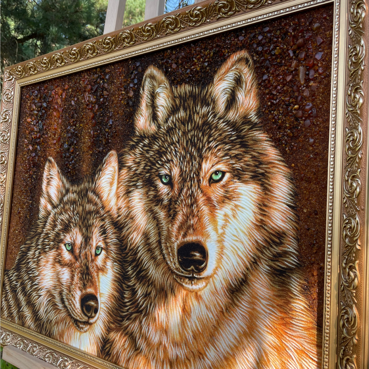 Картина Пара волков из янтаря