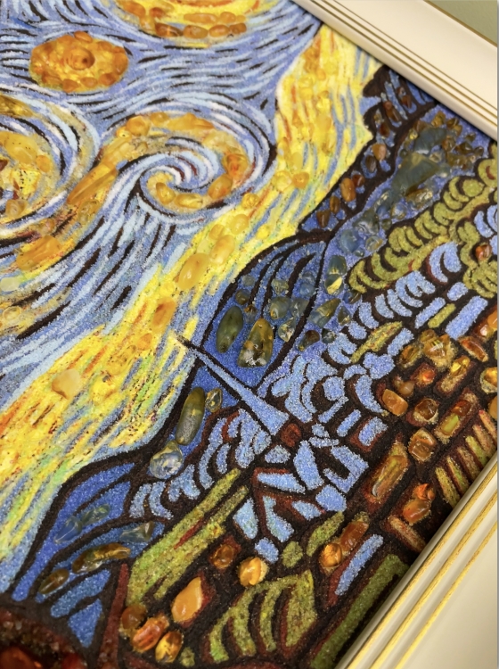 Картина Звездная ночь (Винсент ван Гог) из янтаря