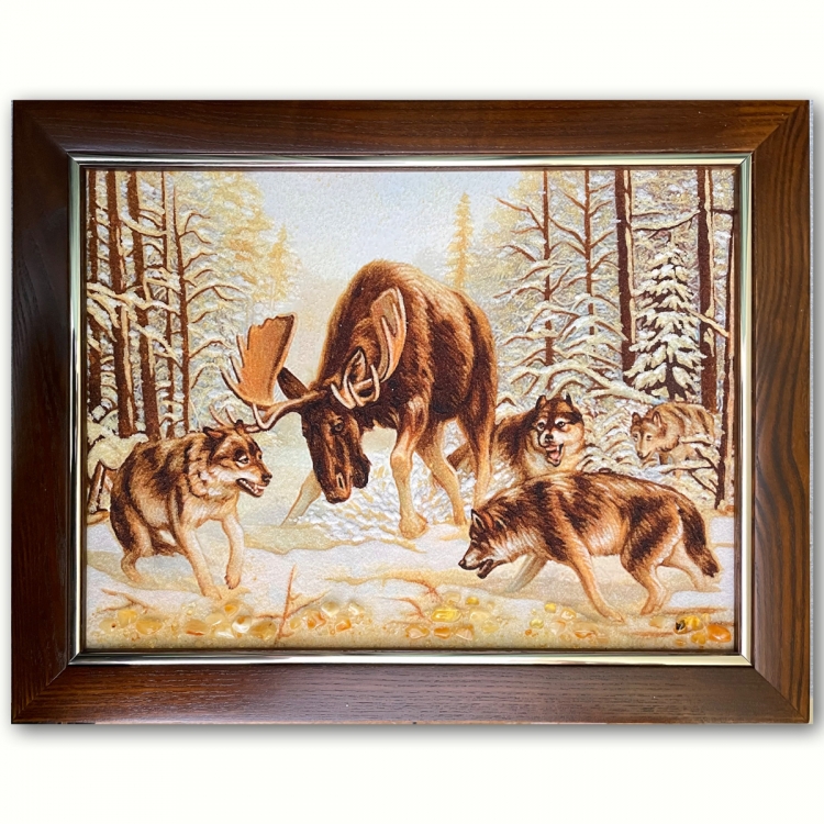 Картина Волки и лось Т. Данчуровой из янтаря