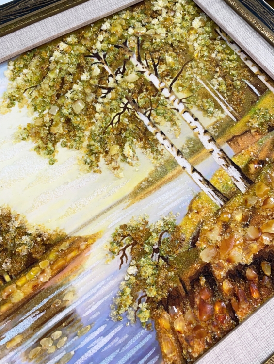 Пейзаж - Церковь у реки из янтаря