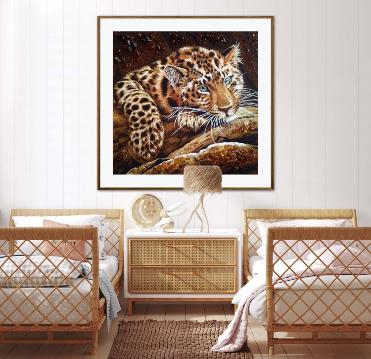 Картина Леопард из янтаря