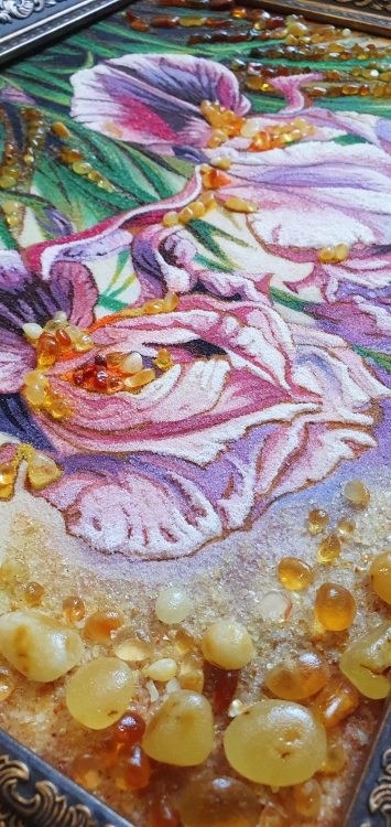 Картина Іриси з бурштину