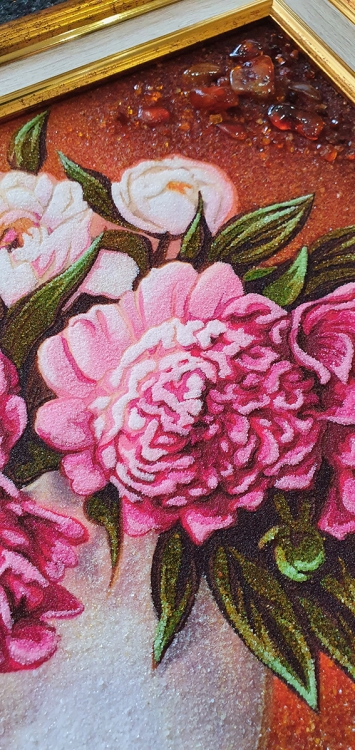 Картина Півонії в вазі з бурштину