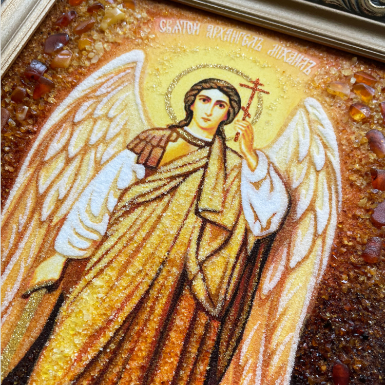 Ікона Святий Михаїл з бурштину