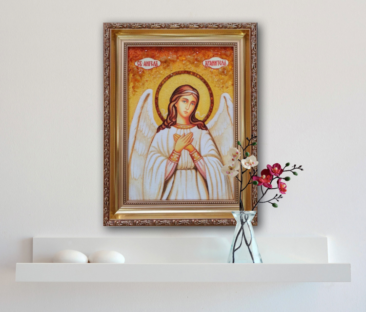 Світлий образ - Янгола Охоронця з бурштину