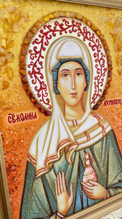 Ікона Праведна Іоанна мироносиця з бурштину