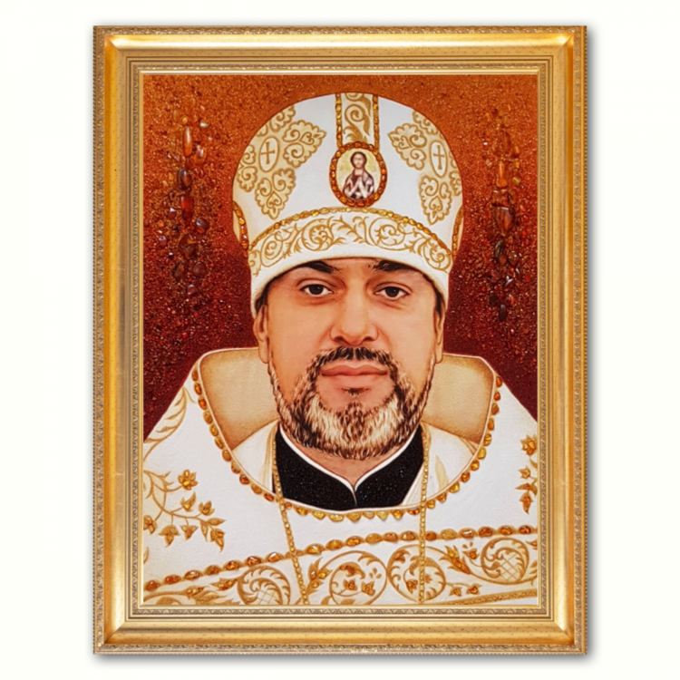 Портрет Священника з бурштину