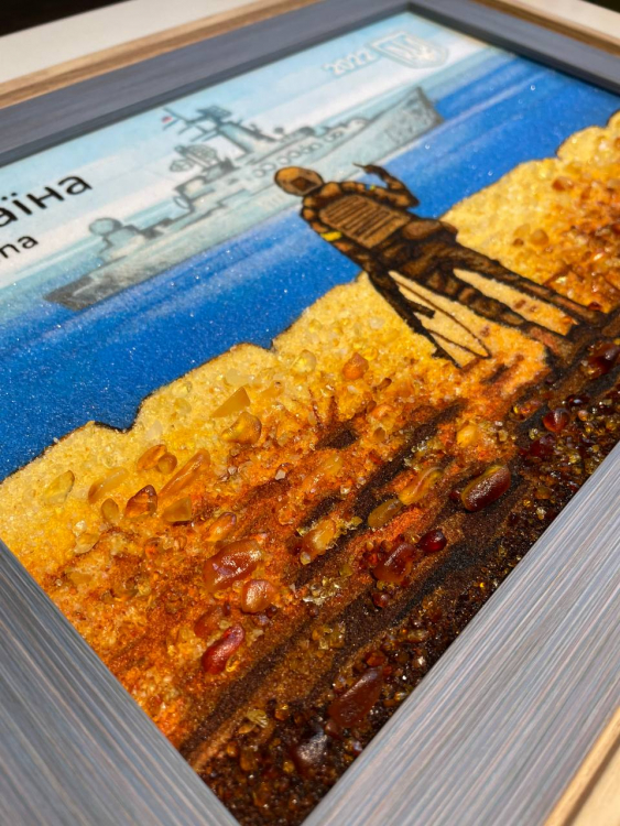 Картина Марка Російський військовий корабель з бурштину