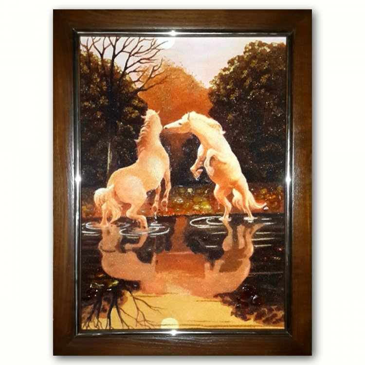 Картина Два Білі Коня біля Водопою з бурштину